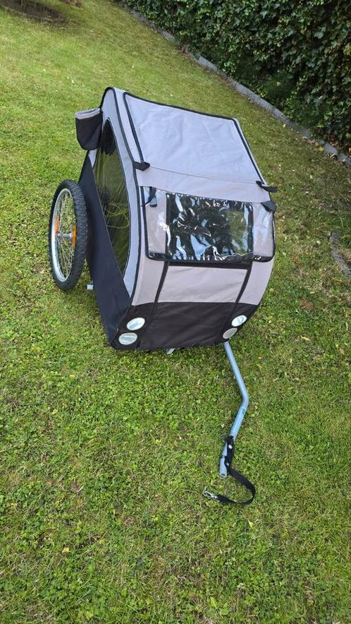 Hondenkar Doggy Liner Berlin - Fietskar voor honden, Fietsen en Brommers, Fietsaccessoires | Aanhangers en Karren, Gebruikt, Hondenkar