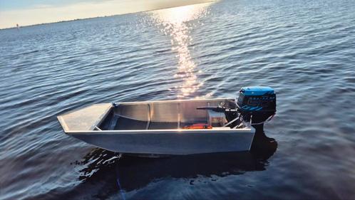 REDBULL racing dinghy derby alluminium raceboot, Watersport en Boten, Speedboten, Zo goed als nieuw, 3 tot 6 meter, Benzine, Minder dan 70 pk