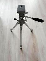 Stevig Verstelbaar fotostatief Velbon - Lichtgewicht, Verzenden, Minder dan 150 cm, Driepoot