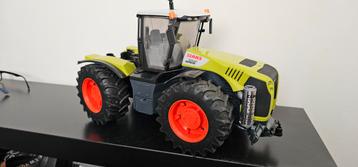Claas 5000 xerion   BRUDER 03015  1:16 beschikbaar voor biedingen
