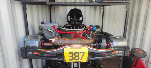 Kart senior 125cc Racekart, Sport en Fitness, Karting, Zo goed als nieuw, Kart, Ophalen