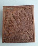 houten (sigarettendoosje) doosje met houtsnijwerk, Antiek en Kunst, Curiosa en Brocante, Ophalen of Verzenden