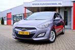 Hyundai I30 Wagon 1.6 GDi i-Motion Clima|Cruise|Navi|Camera, Voorwielaandrijving, Euro 5, Gebruikt, 1591 cc