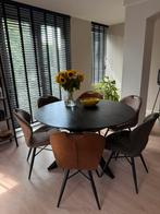Eettafel rond-Zwart-140x140x76-Metalen spinpoot-Mangohout, Ophalen, Rond, Zo goed als nieuw, Vijf personen of meer