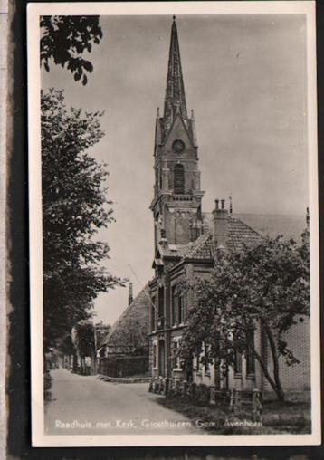 Grosthuizen, Gem. Avenhorn. Raadhuis met Kerk (1956), 