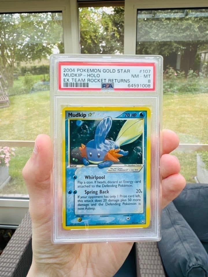 Mudkip gold star psa 8, Hobby en Vrije tijd, Verzamelkaartspellen | Pokémon, Zo goed als nieuw, Losse kaart, Foil, Ophalen of Verzenden