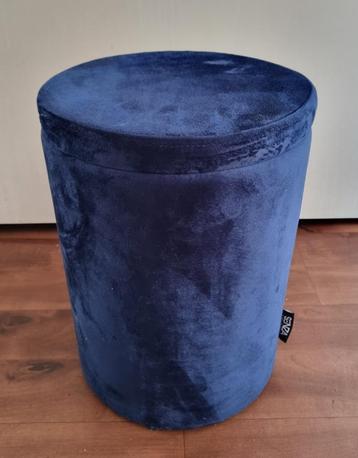 Opbergpoef donkerblauw velours  beschikbaar voor biedingen