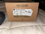 Yeezy slide, Kinderen en Baby's, Ophalen of Verzenden, Nieuw