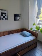 Eenpersoons bed steigerhout, Ophalen, Steigerhout, Zo goed als nieuw, 200 cm