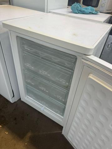 Siemens Vrieskast schoon garantie bezorging 59 cm breed  beschikbaar voor biedingen