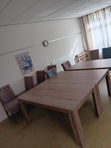 EETKAMERTAFELS PLUS STOELEN  beschikbaar voor biedingen