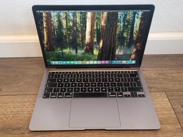Als nieuw Apple MacBook Air 2020 Laadcycli 310 X  beschikbaar voor biedingen