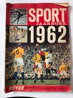 Revue Sport Jaarboek 1962 (oa voetbal, honkbal), Ophalen of Verzenden, Gelezen, Overige sporten