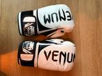 Venum bokshandschoenen 12 oz, Ophalen of Verzenden, Zo goed als nieuw, Bokshandschoenen