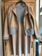 Suède Mantelpakje Maat 44, Kleding | Dames, Ophalen, Kostuum of Pak, Beige, Maat 42/44 (L)