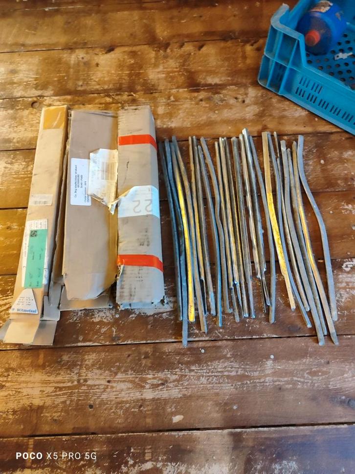 Zeer grote partij soldeertin en soldeermiddel, Doe-het-zelf en Verbouw, Buizen en Afvoer, Ophalen of Verzenden