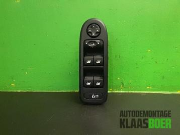 Combischakelaar ramen van een Peugeot 508 beschikbaar voor biedingen