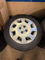 Nokian 175 65 15 Hyundai i20, Auto-onderdelen, Banden en Velgen, Ophalen, Gebruikt, 15 inch, 175 mm