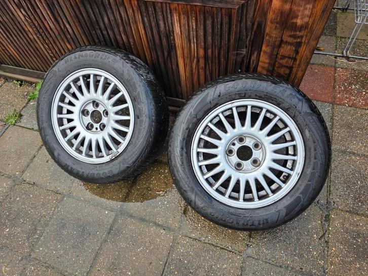 Velgen volvo 740.  4stuks met deksel, Auto-onderdelen, Overige Auto-onderdelen, Volvo, Ophalen of Verzenden