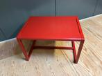 Mooi rood tafeltje, Ophalen, 50 tot 100 cm, 50 tot 100 cm, Zo goed als nieuw