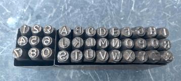 Slagletters & slagcijfers Set - 7mm - Klassieke cijfers beschikbaar voor biedingen