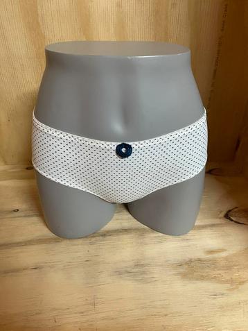 Dacapo panty slip maat 36 model secco beschikbaar voor biedingen