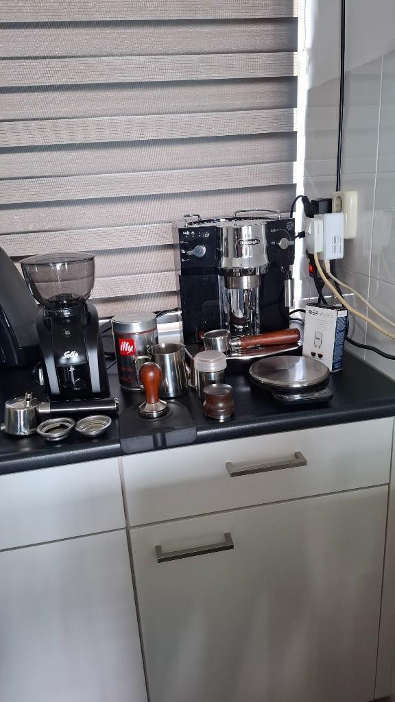 De'Longhi EC 820 Espressomachine,incl. accessoires, Witgoed en Apparatuur, Koffiezetapparaten, Zo goed als nieuw, Gemalen koffie