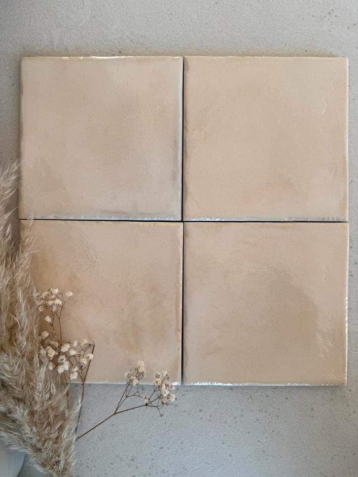 15x15 tegels beige, zandkleurige tegeltjes, badkamertegels, Doe-het-zelf en Verbouw, Tegels, Nieuw, Wandtegels, Keramiek, Minder dan 20 cm