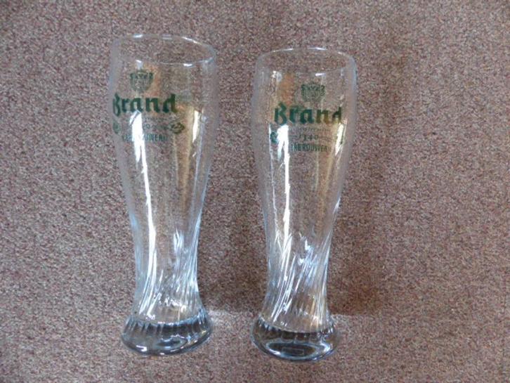 2 Brand bier halve liter glazen, Verzamelen, Biermerken, Zo goed als nieuw, Glas of Glazen, Brand, Ophalen of Verzenden