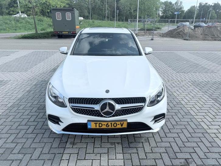 Mercedes-Benz GLC Coupé 250d 204pk 4MATIC 9G-TRONIC 2017 Wit, Auto's, Mercedes-Benz, Particulier, GLC Coupé, 4x4, ABS, Achteruitrijcamera