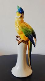 Een Porseleinen van Keramieken Papegaai Sculptuur,, Ophalen of Verzenden