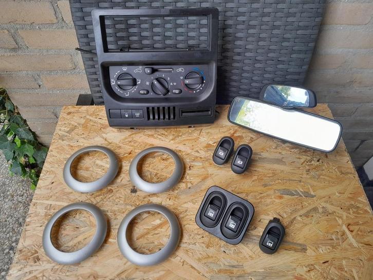 Schakelaars Electr.ramen/Kachelbediening etc - PEUGEOT 1007, Auto-onderdelen, Interieur en Bekleding, Peugeot, Gebruikt, Verzenden