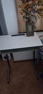 Oud Schooltafeltje - Bureau, Ophalen, In hoogte verstelbaar, Gebruikt, Bureau