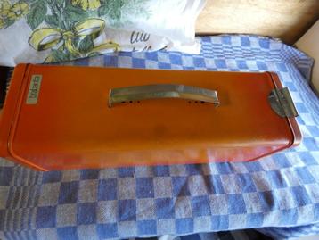 Peperkoekdoos/ bewaardoos ontbijtkoek/ oranje Brabantia beschikbaar voor biedingen