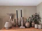 Kunstplanten met houten kandelaars potten leemkruik etc.., Ophalen of Verzenden, Zo goed als nieuw