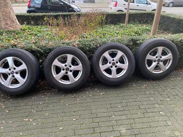 Winterbanden 4 stuks bridgestone nissan Qashqai beschikbaar voor biedingen
