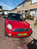 Mini Cooper 1.6 16V 2008 Rood, Auto's, Mini, Voorwielaandrijving, Stof, 4 cilinders, 4 stoelen