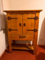 Norman antieke eiken kast, Ophalen