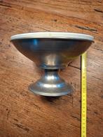 Delfts Blauw Schaal, Ophalen