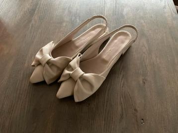 Stephano Lauran Slingbacks met strik, maat 38, ZGAN beschikbaar voor biedingen