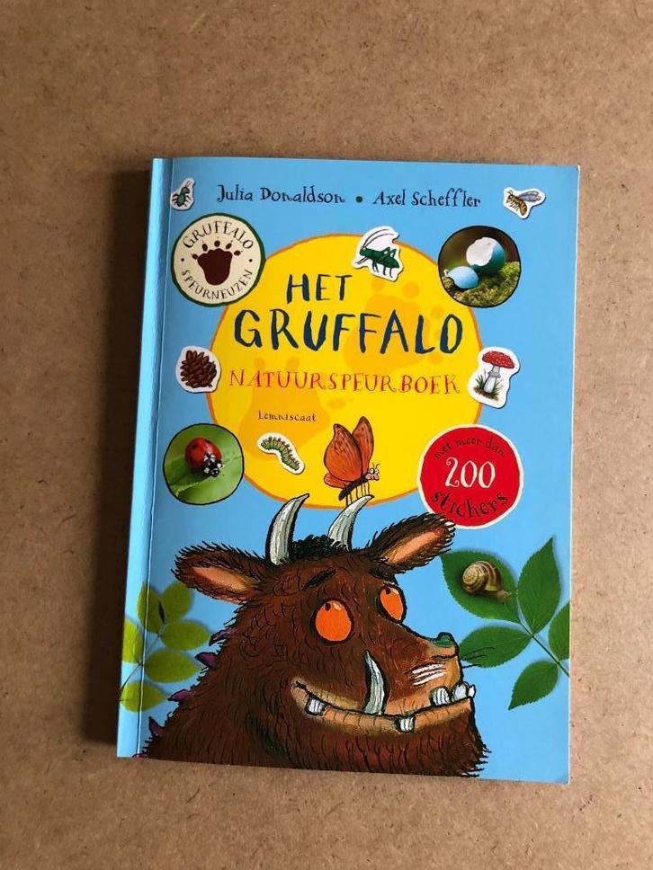 Gruffalo knuffel muis, natuurspeurboekje, sporenstempels, Kinderen en Baby's, Speelgoed | Knuffels en Pluche, Zo goed als nieuw