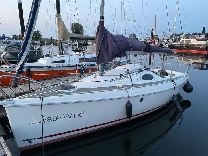 Zeiljacht, Watersport en Boten, Kajuitzeilboten en Zeiljachten, Gebruikt, Polyester, 6 tot 9 meter, Benzine, Ophalen