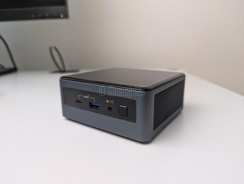 Intel NUC 10 Performance NUC10i3FNH (i3-10110U) Barebone of, Computers en Software, Barebones, Refurbished, Ophalen of Verzenden