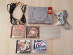PS1 met enkele games en draagtas., Spelcomputers en Games, Ophalen of Verzenden, Zo goed als nieuw, Met 1 controller, Met games