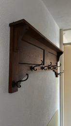 Antieke kapstok, Ophalen