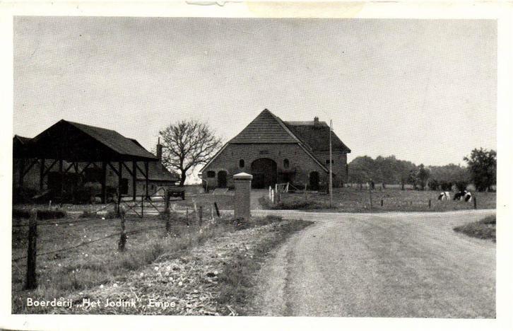 Boerderij Het Jodink, Empe - koeien - ongelopen, Verzamelen, Ansichtkaarten | Nederland, Ongelopen, Gelderland, Voor 1920, Ophalen of Verzenden