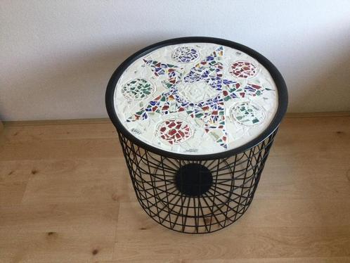 Boerenbont (Mozaïek bijzettafel), Huis en Inrichting, Keuken | Servies, Zo goed als nieuw, Overige typen, Boerenbont, Aardewerk