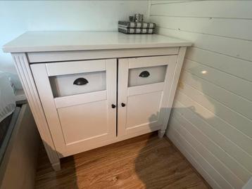 Baby kamer beschikbaar voor biedingen