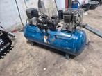 Krachtige compressor - 2 cilinder ook te ruil 380v, Doe-het-zelf en Verbouw, Compressors, Ophalen, Gebruikt, 400 tot 800 liter/min
