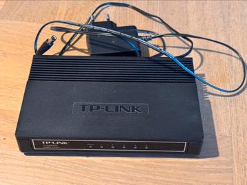 TP-LINK 5 port Gigabit Switch beschikbaar voor biedingen